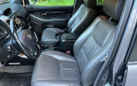 Toyota Land Cruiser Prado 120 рестайлинг, 2008 год, 3 000 000 рублей, 7 фотография