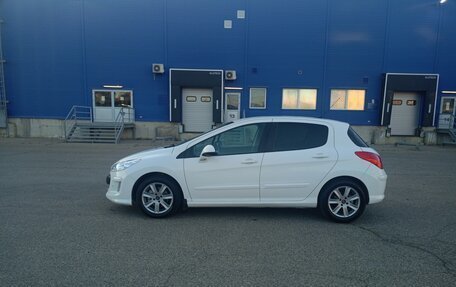 Peugeot 308 II, 2010 год, 565 000 рублей, 3 фотография