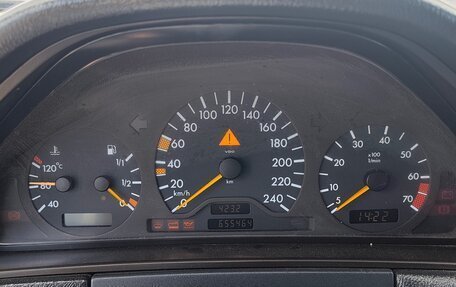 Mercedes-Benz E-Класс, 1999 год, 350 000 рублей, 3 фотография