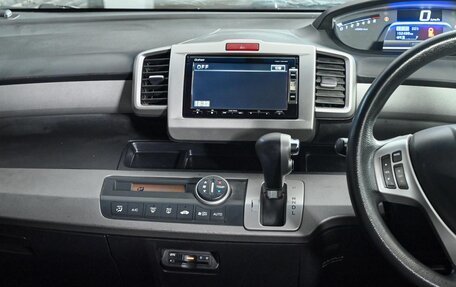 Honda Freed I, 2013 год, 1 159 000 рублей, 12 фотография