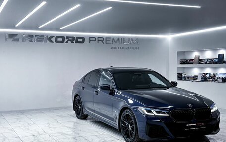 BMW 5 серия, 2020 год, 4 450 000 рублей, 2 фотография