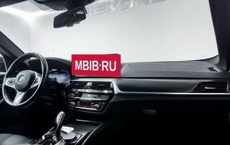 BMW 5 серия, 2020 год, 4 450 000 рублей, 33 фотография