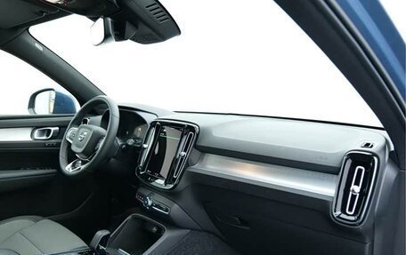 Volvo XC40 I, 2023 год, 12 фотография
