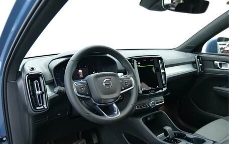 Volvo XC40 I, 2023 год, 14 фотография
