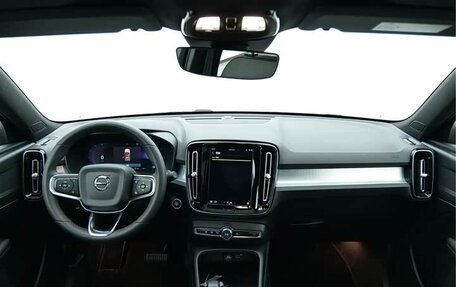 Volvo XC40 I, 2023 год, 15 фотография