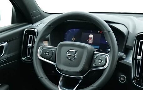 Volvo XC40 I, 2023 год, 18 фотография
