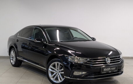 Volkswagen Passat B8 рестайлинг, 2020 год, 3 000 000 рублей, 3 фотография
