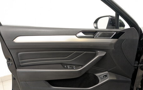 Volkswagen Passat B8 рестайлинг, 2020 год, 3 000 000 рублей, 19 фотография