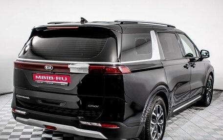 KIA Carnival, 2021 год, 2 750 000 рублей, 6 фотография