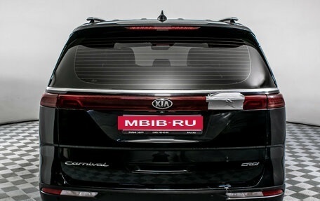 KIA Carnival, 2021 год, 2 750 000 рублей, 7 фотография