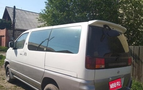 Nissan Caravan III, 1997 год, 850 000 рублей, 1 фотография