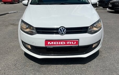 Volkswagen Polo VI (EU Market), 2011 год, 675 000 рублей, 1 фотография