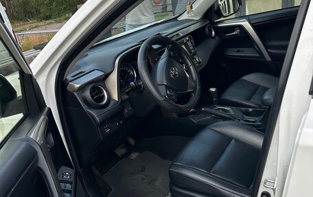 Toyota RAV4, 2013 год, 1 530 000 рублей, 4 фотография