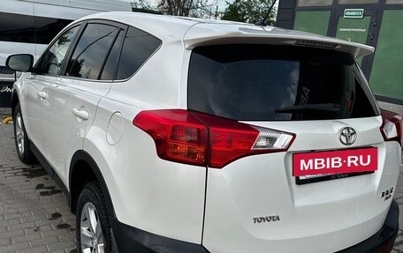 Toyota RAV4, 2013 год, 1 530 000 рублей, 2 фотография