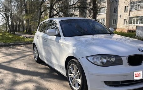 BMW 1 серия, 2011 год, 780 000 рублей, 2 фотография