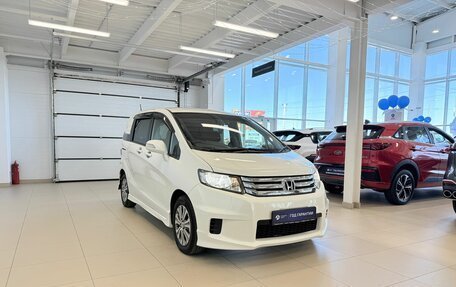 Honda Freed I, 2012 год, 1 449 999 рублей, 7 фотография