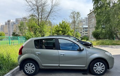 Renault Sandero I, 2012 год, 800 000 рублей, 3 фотография