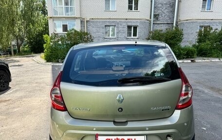 Renault Sandero I, 2012 год, 800 000 рублей, 4 фотография