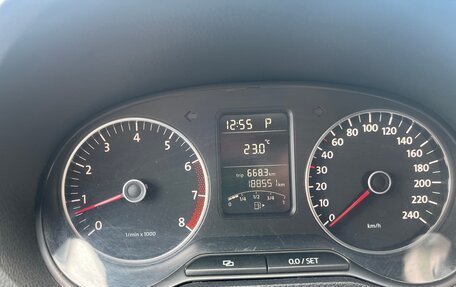 Volkswagen Polo VI (EU Market), 2011 год, 675 000 рублей, 17 фотография