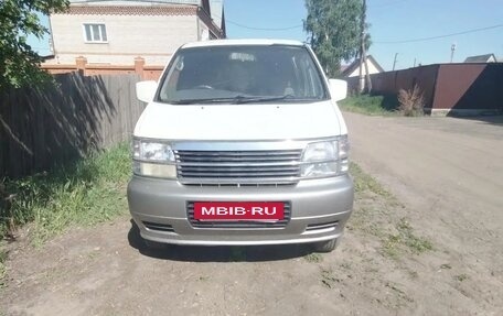 Nissan Caravan III, 1997 год, 850 000 рублей, 4 фотография