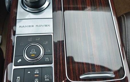 Land Rover Range Rover IV рестайлинг, 2014 год, 3 850 000 рублей, 15 фотография