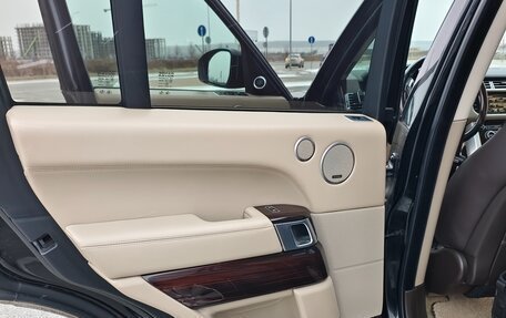Land Rover Range Rover IV рестайлинг, 2014 год, 3 850 000 рублей, 21 фотография