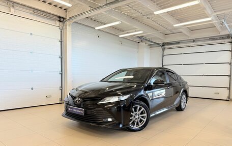 Toyota Camry, 2019 год, 2 349 900 рублей, 1 фотография