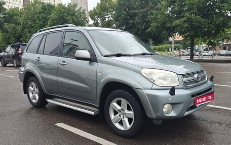 Toyota RAV4, 2005 год, 1 050 000 рублей, 1 фотография