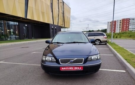 Volvo V70 III рестайлинг, 2002 год, 399 999 рублей, 1 фотография
