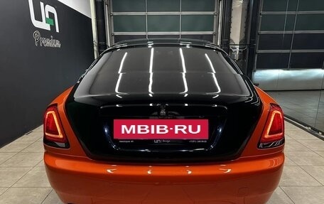 Rolls-Royce Wraith, 2022 год, 55 000 000 рублей, 8 фотография