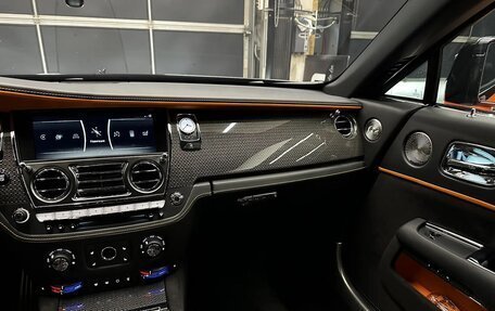 Rolls-Royce Wraith, 2022 год, 55 000 000 рублей, 27 фотография