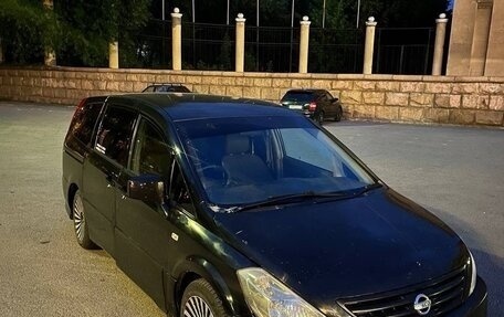 Nissan Presage II, 2004 год, 600 000 рублей, 2 фотография