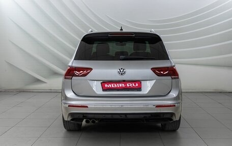 Volkswagen Tiguan II, 2018 год, 2 798 000 рублей, 6 фотография