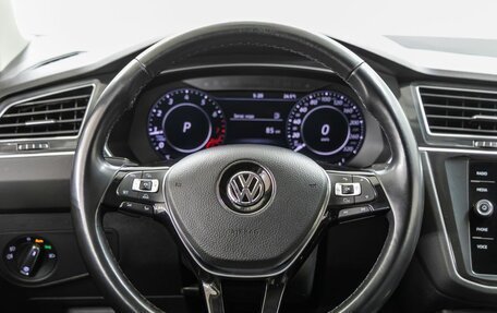 Volkswagen Tiguan II, 2018 год, 2 798 000 рублей, 16 фотография