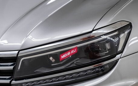 Volkswagen Tiguan II, 2018 год, 2 798 000 рублей, 11 фотография