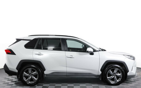 Toyota RAV4, 2021 год, 2 790 000 рублей, 5 фотография