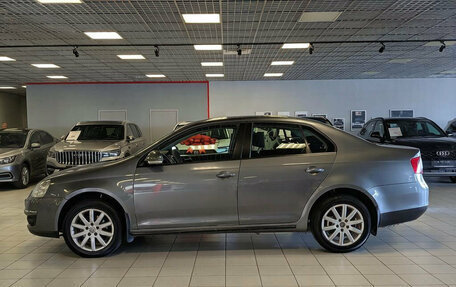 Volkswagen Jetta VI, 2010 год, 699 900 рублей, 5 фотография