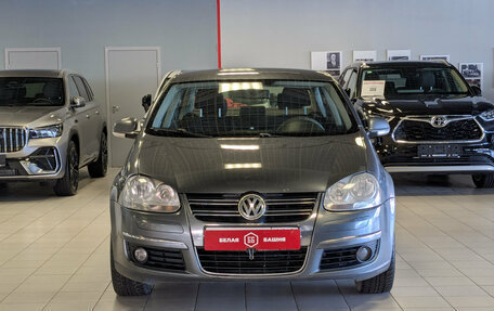 Volkswagen Jetta VI, 2010 год, 699 900 рублей, 3 фотография