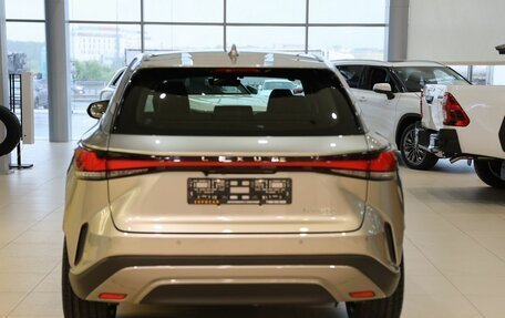 Lexus RX IV рестайлинг, 2024 год, 8 000 000 рублей, 8 фотография