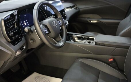Lexus RX IV рестайлинг, 2024 год, 8 000 000 рублей, 13 фотография