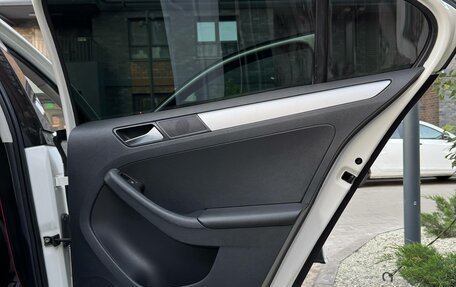 Volkswagen Jetta VI, 2013 год, 550 000 рублей, 13 фотография