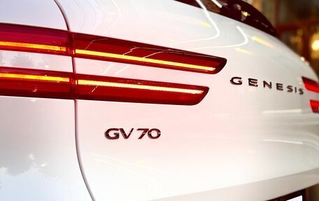 Genesis GV70, 2021 год, 5 500 000 рублей, 4 фотография