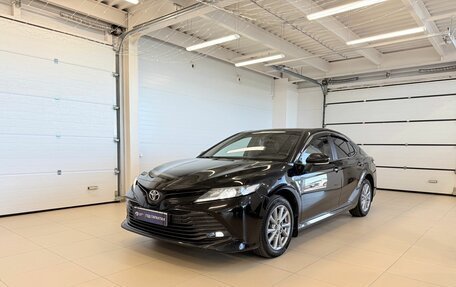 Toyota Camry, 2019 год, 2 349 900 рублей, 2 фотография
