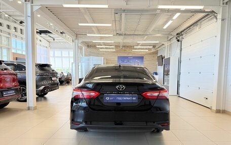 Toyota Camry, 2019 год, 2 349 900 рублей, 5 фотография