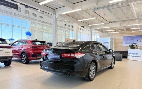 Toyota Camry, 2019 год, 2 349 900 рублей, 6 фотография
