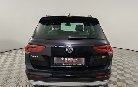 Volkswagen Tiguan II, 2019 год, 2 475 000 рублей, 6 фотография