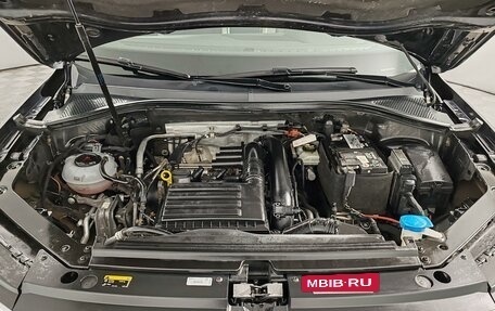 Volkswagen Tiguan II, 2019 год, 2 475 000 рублей, 9 фотография