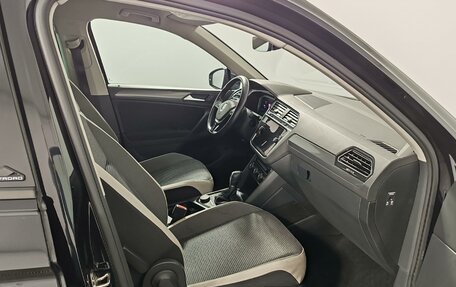 Volkswagen Tiguan II, 2019 год, 2 475 000 рублей, 20 фотография