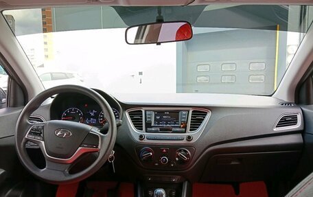 Hyundai Solaris II рестайлинг, 2020 год, 1 600 000 рублей, 12 фотография