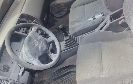 Nissan Almera, 1999 год, 50 000 рублей, 9 фотография
